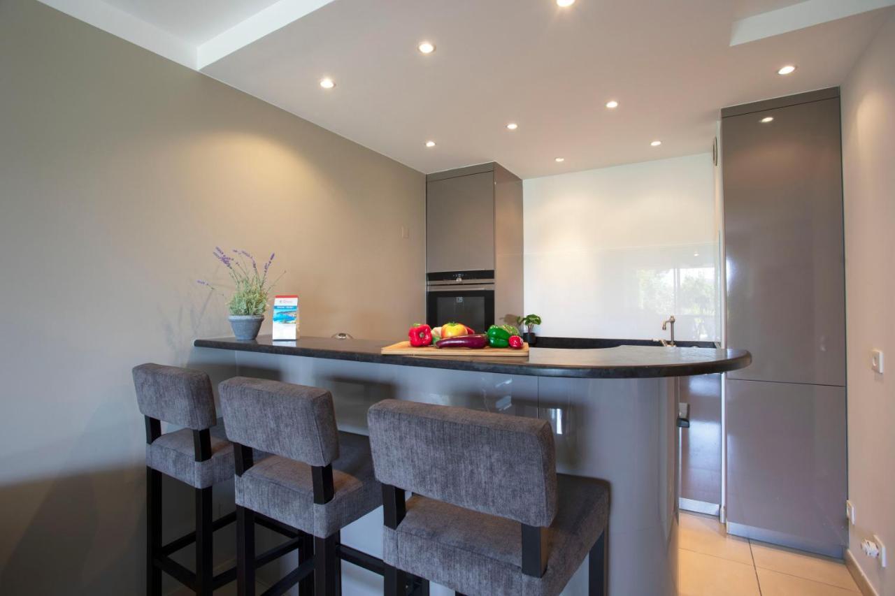 Domaine Des Roses Ap4222 By Riviera Holiday Homes Nice Extérieur photo